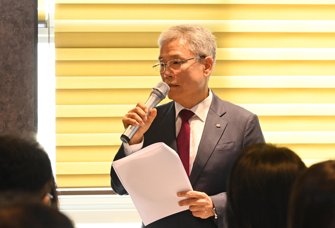 김동철 한국전력 사장이 4일 세종시의 한 음식점에서 열린 취임 후 첫 기자 간담회에서 인사말을 하고 있다. [한국전력 제공]