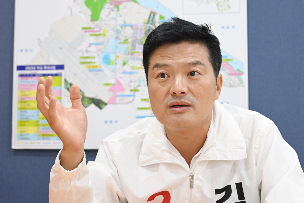 김태우 국민의힘 강서구청장 후보가 지난달 20일 오전 서울 강서구 선거사무소에서 헤럴드경제와 인터뷰를 하고 있다. 이상섭 기자