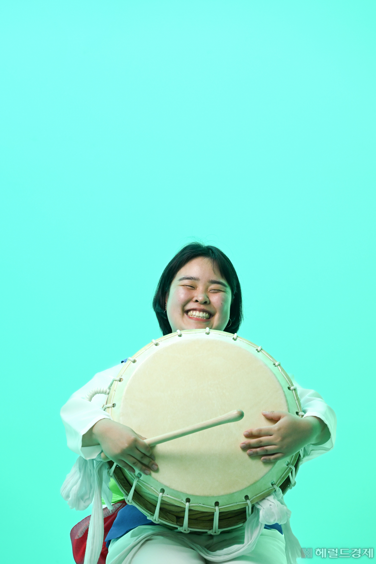 "본업과 연주를 병행하는 요즘, 그래서 오히려 연주하는 시간이 더욱 즐겁고 소중하게 와닿아요"