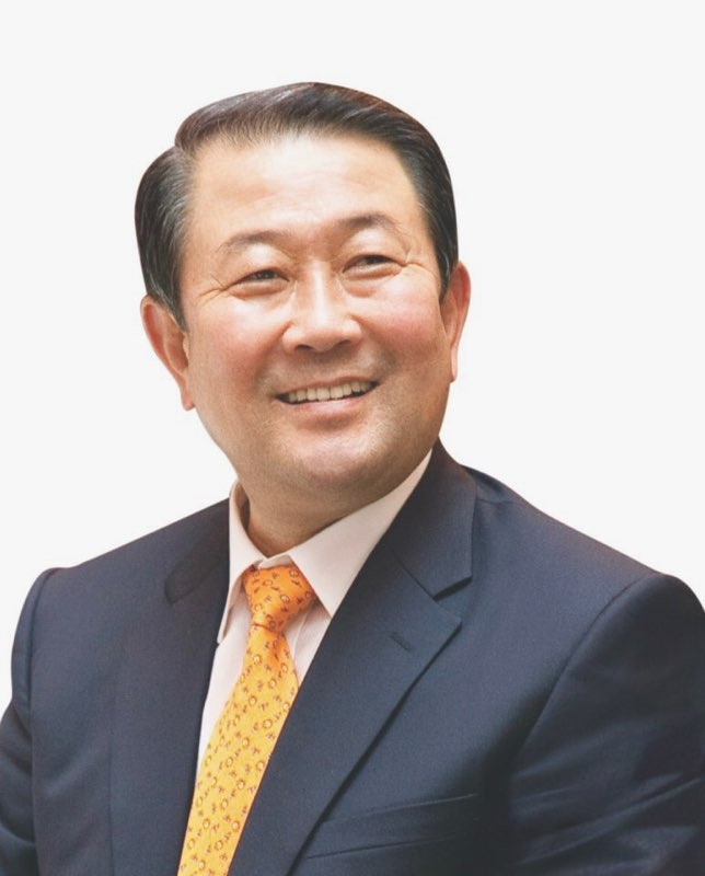 박 전 부의장은 서울대 법대, 사법고시 수석합격, 대통령 법무비서관, 4번의 국회의원 당선 등 흙수저 신화를 일궜다. 대통령에게도 직언 할 수 있는 베짱과 뚝심을 지녔다는 평가다. 서인주 기자