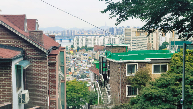 서울 동작구 흑석10구역에서 한강변을 바라본 모습 이준태 기자