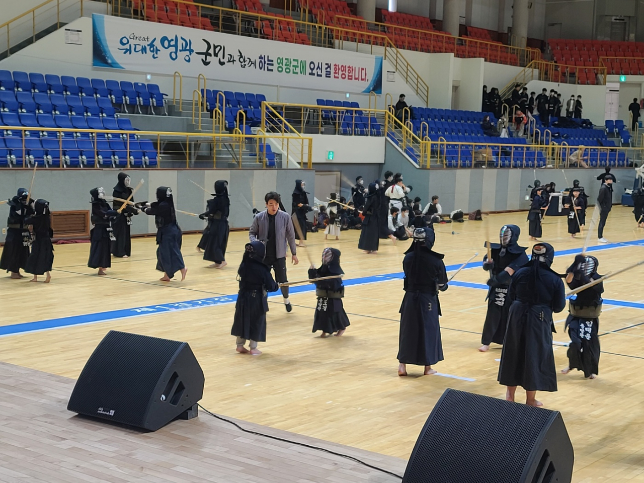 영광군의 스포티움 국민체육센타 전경