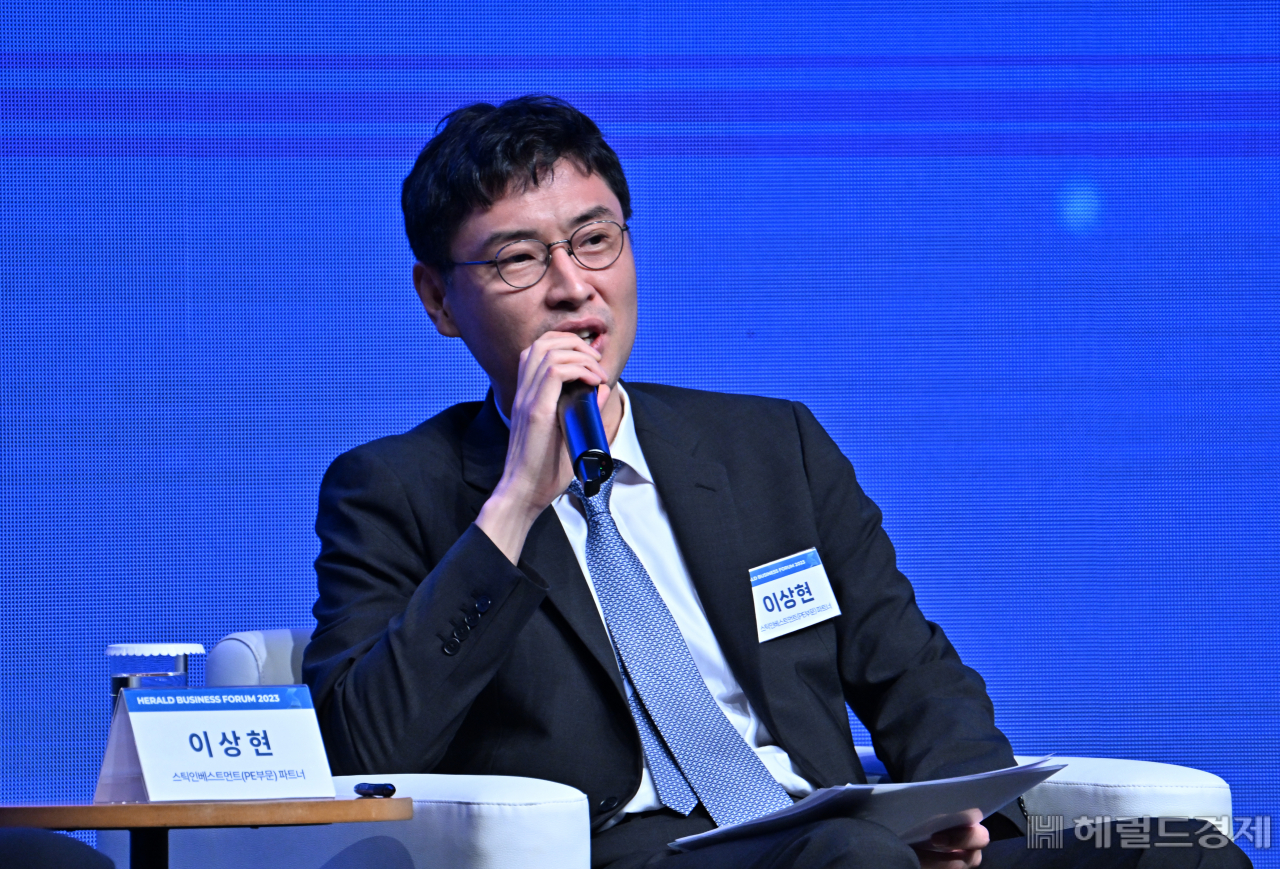 이상현 스틱인베스트먼트(PE부문) 파트너가 12일 서울 중구 신라호텔 다이너스티홀에서 열린 ‘헤럴드 기업포럼 2023’ 패널 토론에 참석해 발언하고 있다. 임세준 기자
