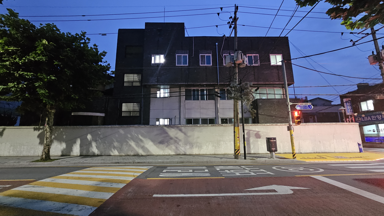 지난 6일 방문한 서울 동대문구 장안3동에 위치한 서울경찰청 별관. 과거 장안동 대공분실로 사용되던 이곳은 현재 서울경찰청 생활질서계 사무실로 사용되고 있다. 박지영 기자