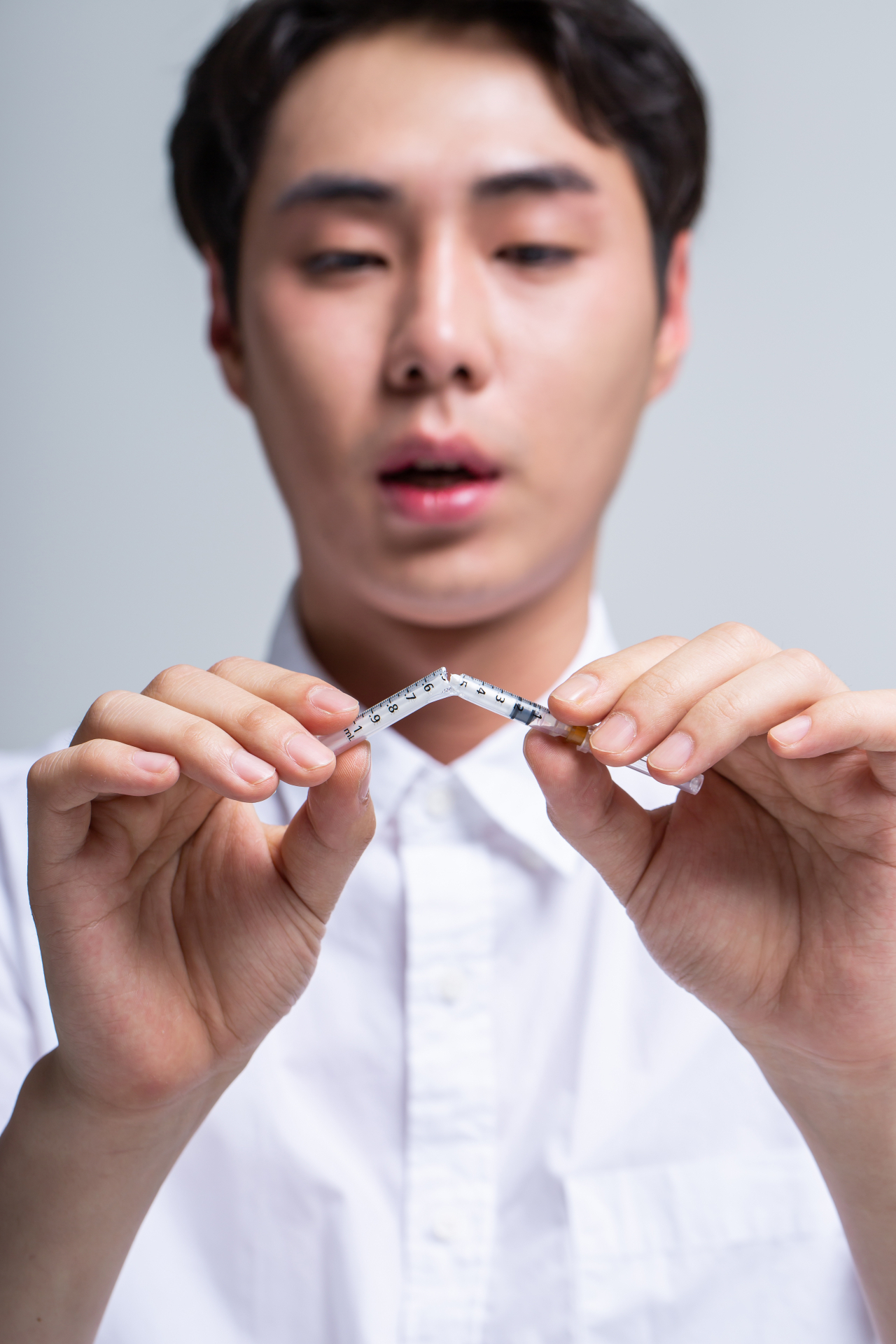 마약 중독자 치료는 다른 정신질환자 치료보다 훨씬 더 어렵지만 그에 맞는 보상이 이뤄지지 않아 마약 치료 지정병원이 재정적인 어려움을 겪고 있는 것으로 알려져 있다.〈사진출처:게티이미지뱅크〉