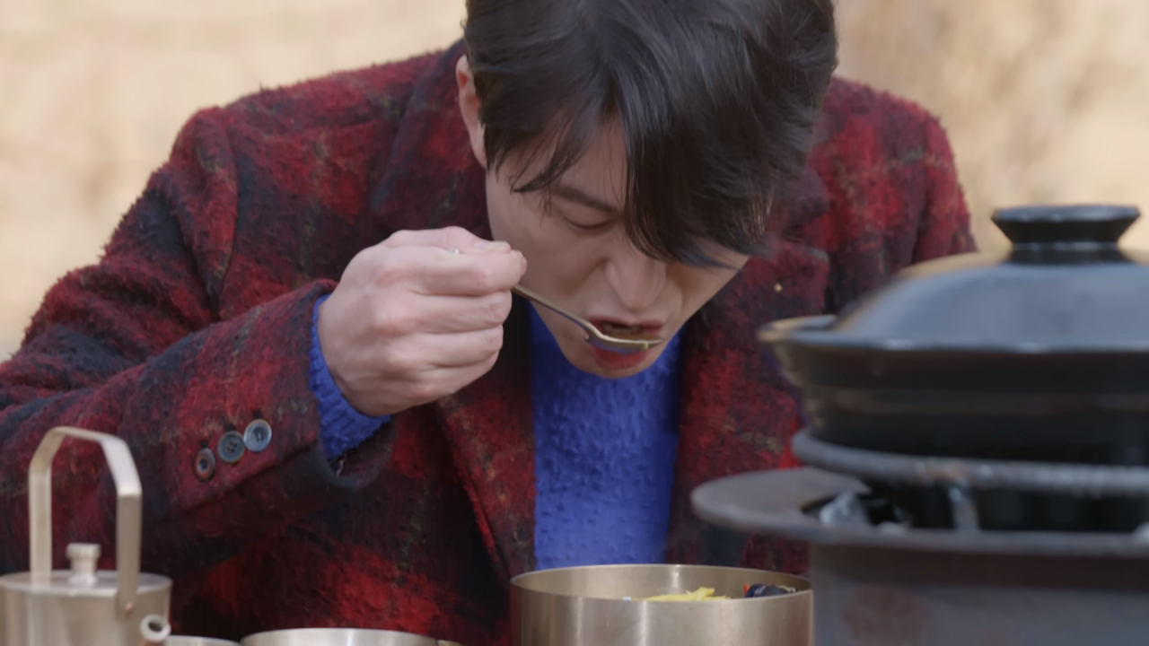 Actor Ryu Soo-young is seen in this image from "A Nation of Broth." (Netflix, ELTV)