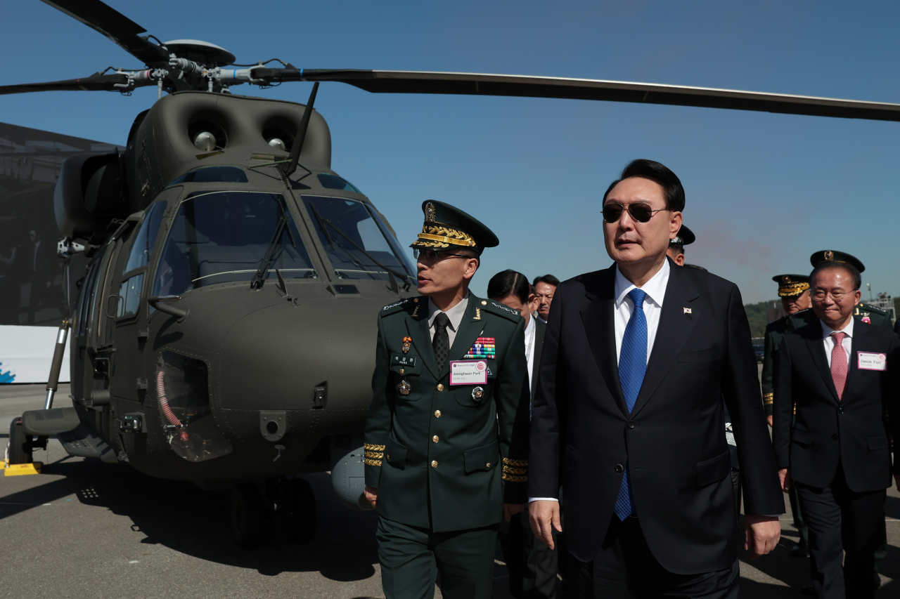 尹대통령 “해외에서 K-2전차, K-자주포 이야기 빠지지 않아” 극찬[종합] - 헤럴드경제