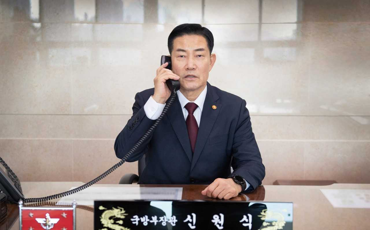 신원식 국방부 장관은 20일 오전 로이드 오스틴 미국 국방장관과 취임 이후 첫 공조통화를 갖고 역내 안보상황 점검과 한미동맹 현안 등을 논의했다. [국방부 제공]