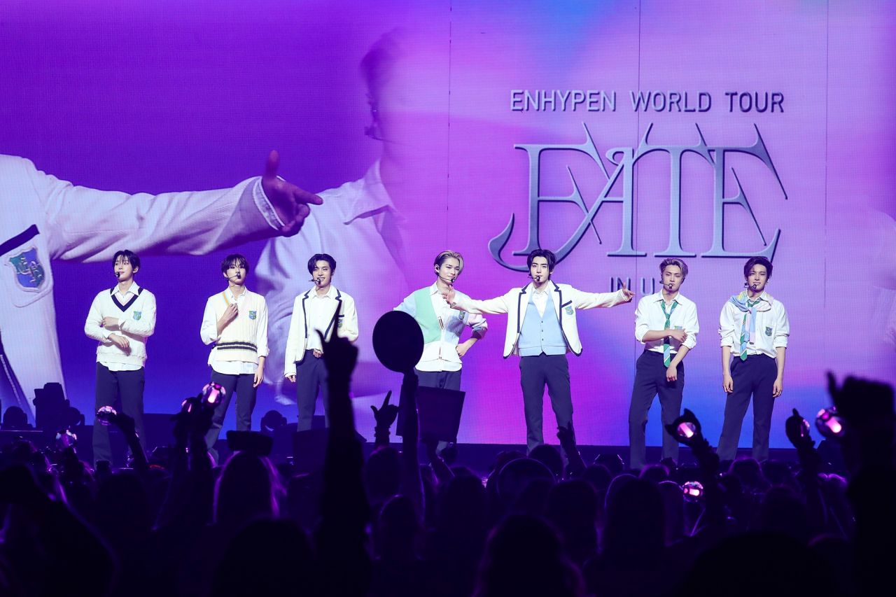 K-pop band Enhypen holds a concert off its second world tour, "Fate," in Chicago on Sunday. (Belift Lab)