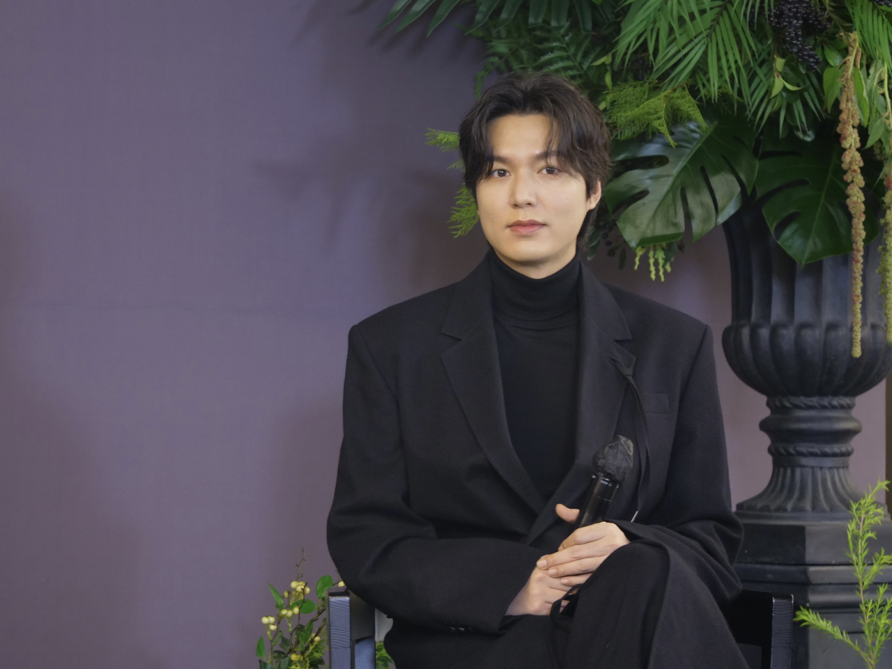 서울 서초구 JW 메리어트 호텔 서울에서 열린 ‘스테이 인 더 모먼트(Stay in the Moment)’ 론칭 기자간담회에 참석한 배우 이민호 씨 이정아 기자