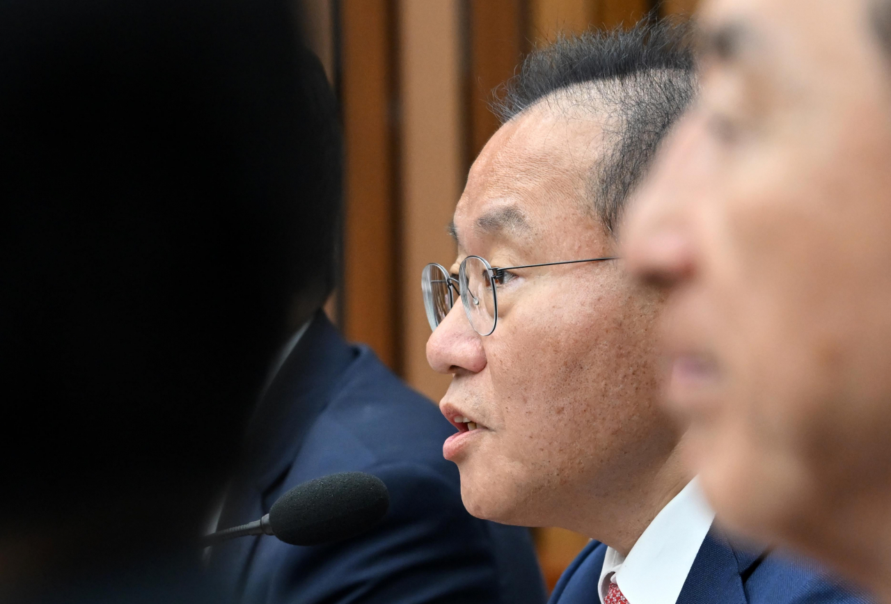 윤재옥 국민의힘 원내대표가 24일 오전 서울 여의도 국회에서 열린 국정감사 대책회의에 참석해 모두발언을 하고 있다. 이상섭 기자