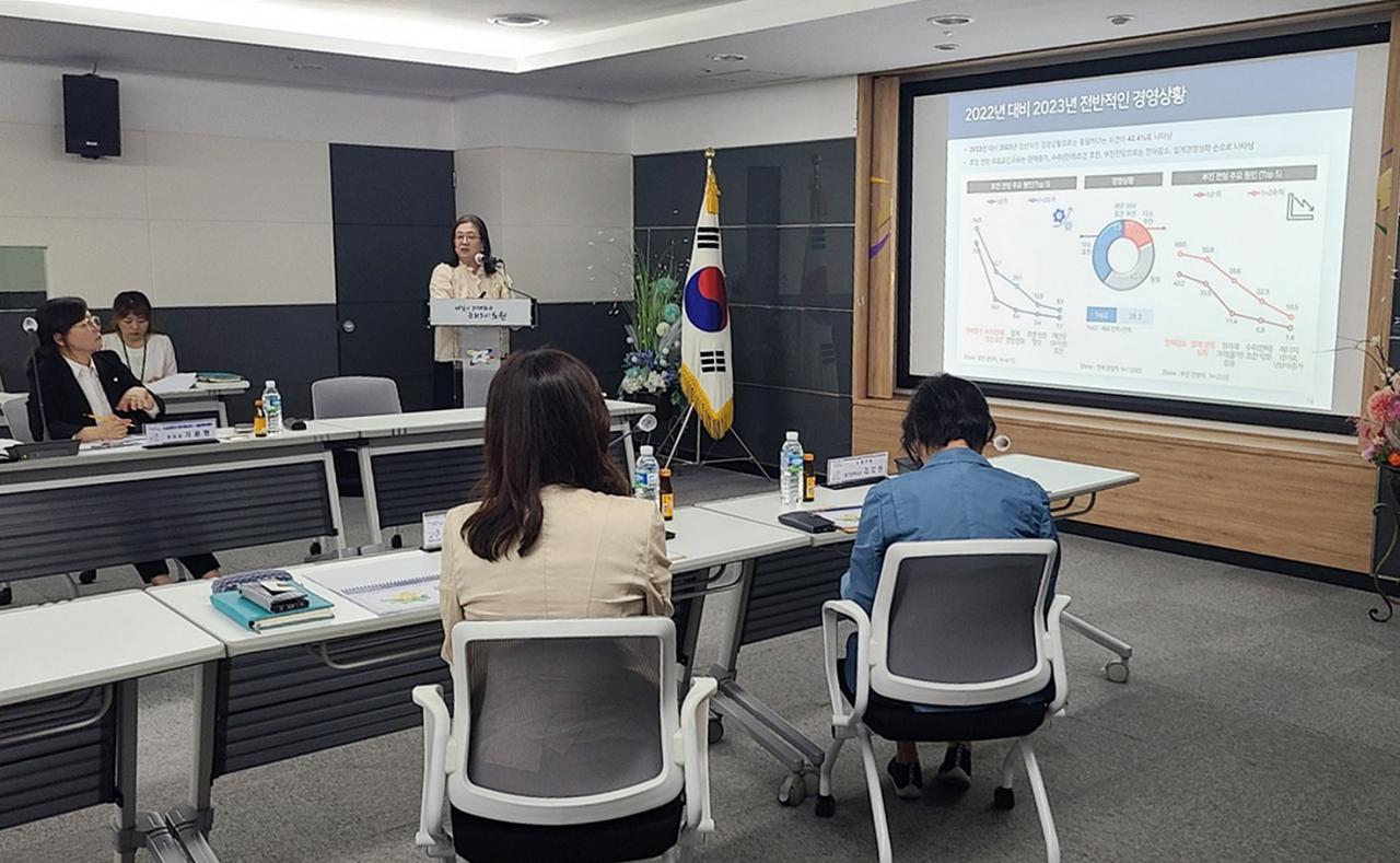 노원구에서 소상공인 지원을 위한 보고회가 열리고 있다. [노원구 제공]