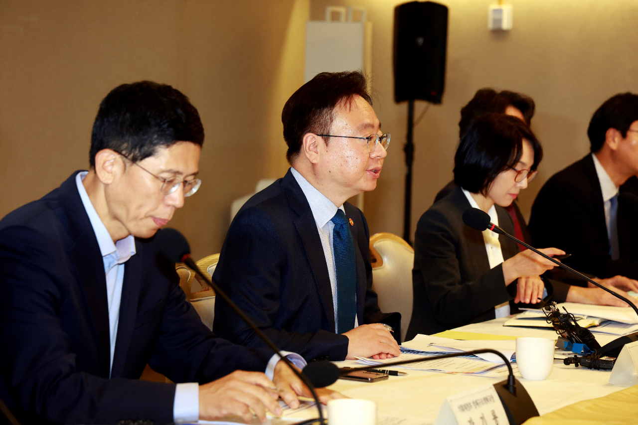 조규홍 보건복지부 장관이 1일 서울 종로구 정부서울청사에서 열린 제2차 보건의료정책심의위원회에서 모두발언을 하고 있다.[보건복지부 제공]