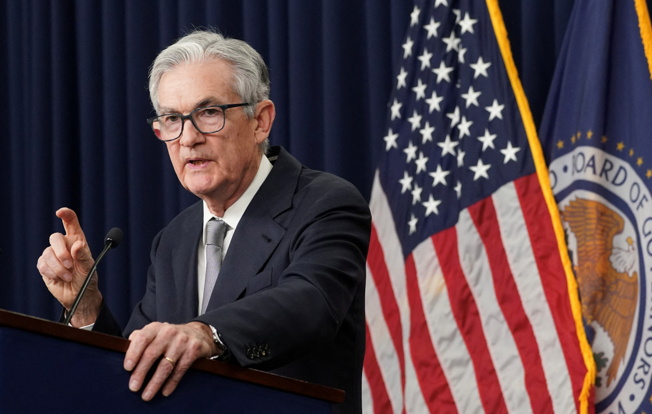 제롬 파월 미 연방준비제도 의장이 1일(현지시간) 연방공개시장위원회(FOMC) 회의 후 기자회견을 하고 있다. [로이터]