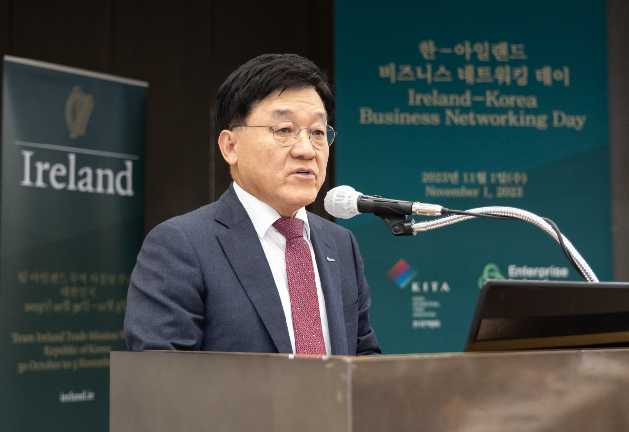 정만기 한국무역협회 부회장이 1일 삼성동 트레이드타워에서 열린 ‘한-아일랜드 비즈니스 네트워킹 데이’에서 개회사를 하는 모습. [한국무역협회 제공]