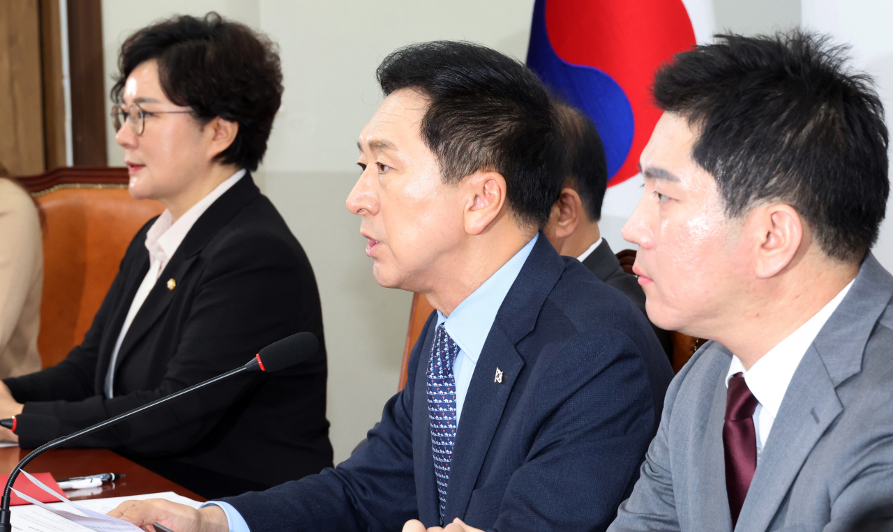 김기현 국민의힘 대표가 2일 국회에서 최고위원회의를 하고 있다. [연합]