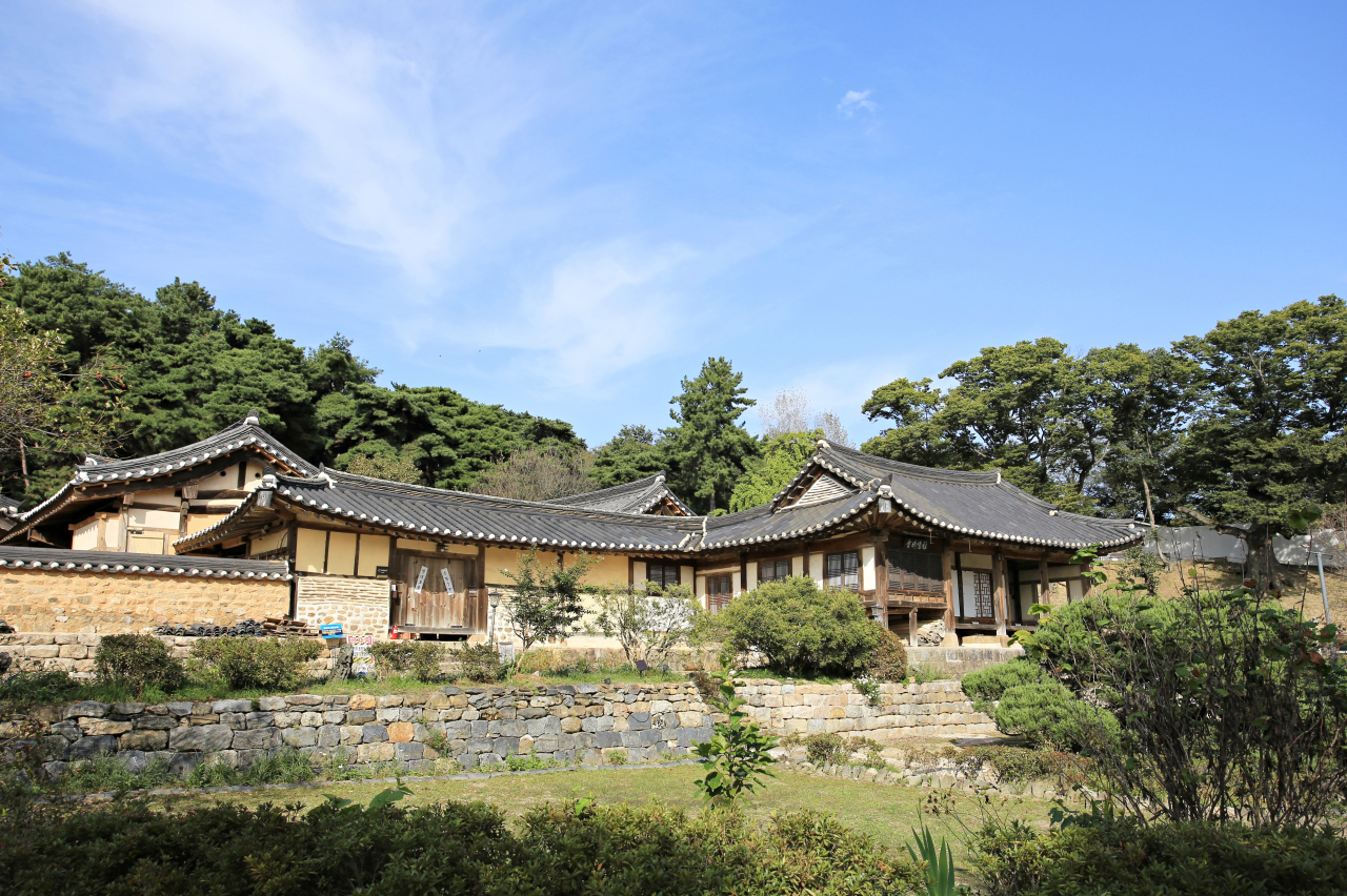 명재고택