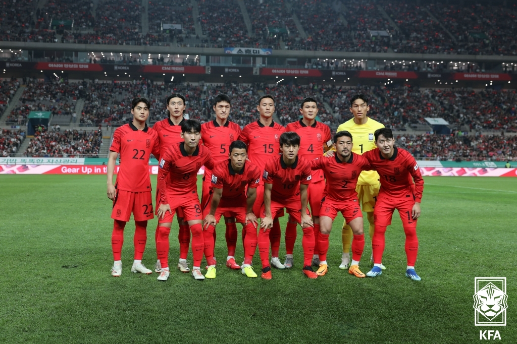 10월 튀니지와 평가전 당시 대표팀. [축구협회 제공]