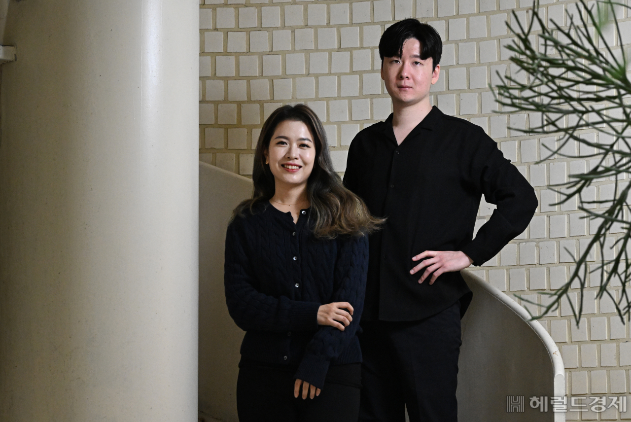 가수 박새별(왼쪽)과 최순범 오드아이 대표가 지난 1일 서울 강남구 안테나 사옥에서 헤럴드경제와 인터뷰를 하고 있다. 임세준 기자