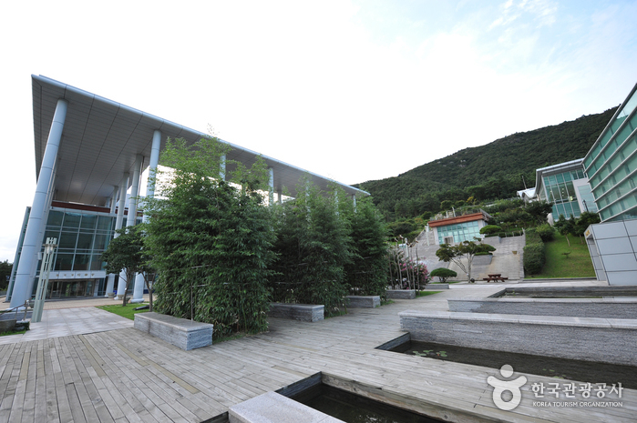 국립 남도 국악원(한국관광공사 제공)