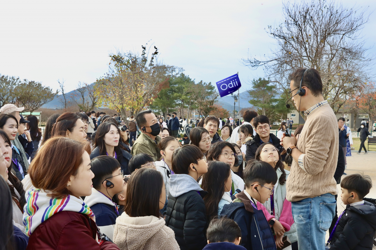 한국관광공사가 길을 만들고, 최태성 강사가 함께 한 경주 역사여행