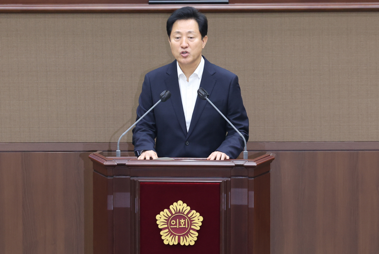 오세훈 서울시장이 1일 오후 중구 서울특별시의회에서 열린 제 321회 정례회 1차 본회의에서 시정 연설을 하고 있다. [연합]