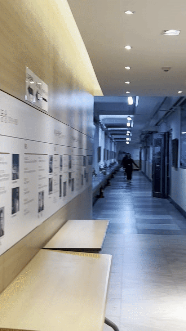 The Suneung test site at Dongsung High School in Jongno, central Seoul (Park Jun-hee/The Korea Herald)