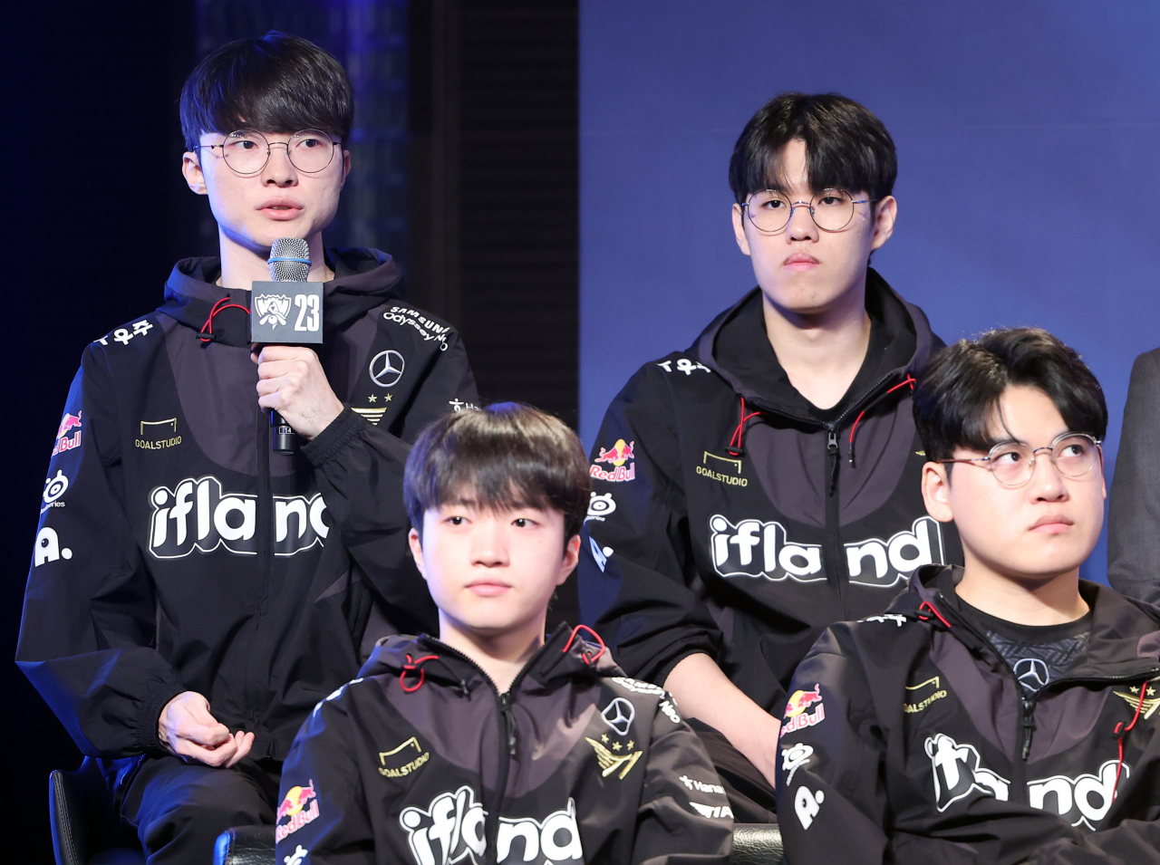 15일 오후 서울 중구 반얀트리호텔에서 열린 2023 리그 오브 레전드(LoL) 월드 챔피언십(롤드컵) 파이널 미디어데이에서 T1의 '페이커' 이상혁이 취재진 질문에 답하고 있다. [연합]