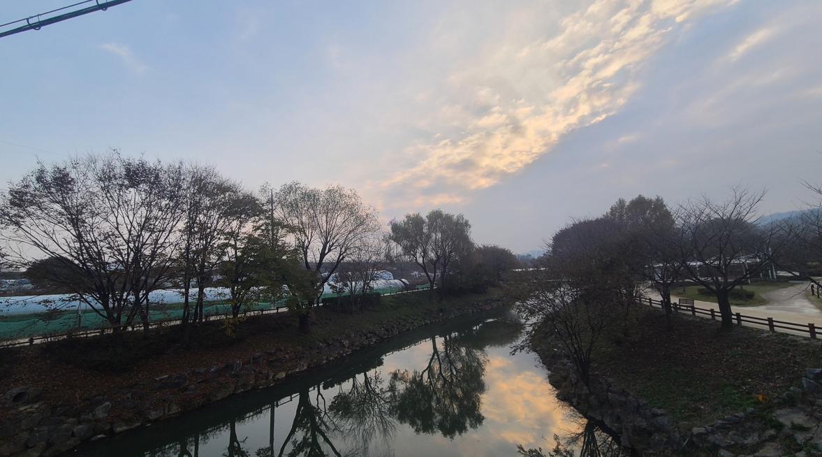 [르포] “솔직히 우리가 서울보다 못한게 있나요”…겹경사에 술렁이는 구리시 [부동산360]