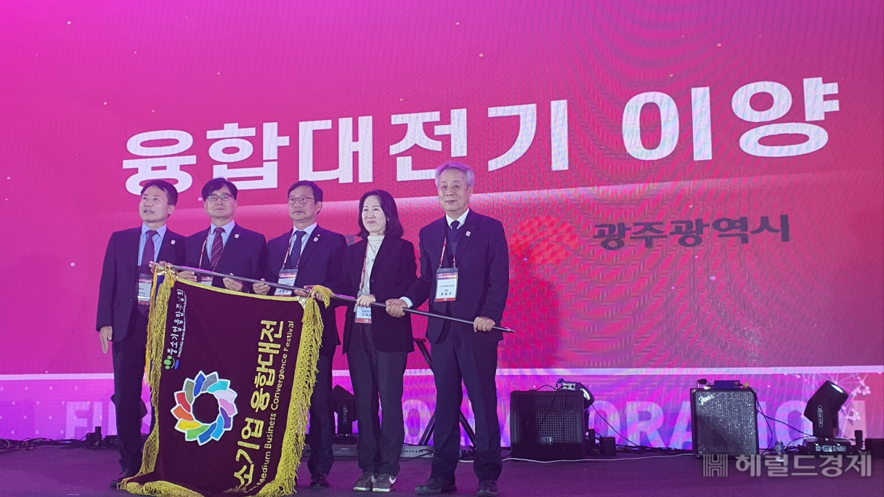 융합회는 이업종 중소기업간 기술교류와 융합을 지원하는 다양한 활동을 통해 중소기업 발전에 한축을 담당해왔다. 사진은 융합대전기 이양식 장면.