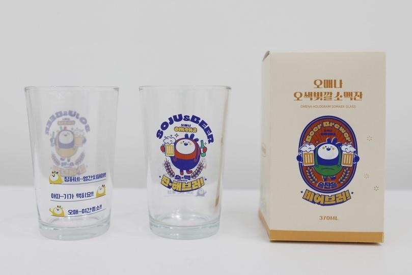 광주문화관광 캐릭터 '오매나' 기념품 공모전에서 소맥(소주+맥주)잔이 대상작으로 선정됐다.