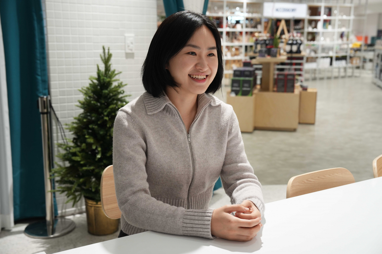 이영주 롯데마트 조미대용식품팀 라면MD가 헤럴드경제와 인터뷰를 하고 있다. [롯데마트 제공]