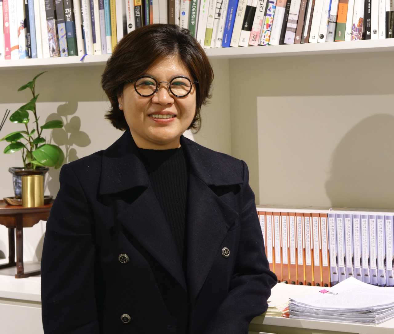한이경 폴라리스 어드바이저 대표가 헤럴드경제와 인터뷰에 앞서 포즈를 취하고 있다. 이정아 기자