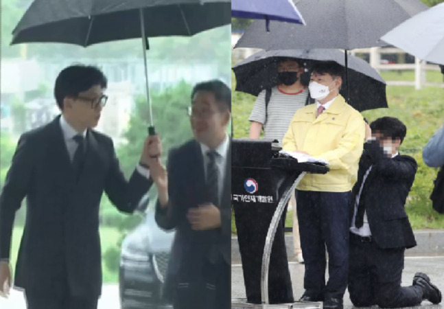 왼쪽은 한동훈 법무부 장관이 지난 6월 국회에서 보좌진에게 우산 씌워주는 모습. 오른쪽은 2021년 8월 강성국 당시 법무부 차관이 충북 진천 국가공무원인재개발원에서 아프가니스탄 특별입국자 초기 정착 지원과 관련해 브리핑하는 도중 관계자가 뒤쪽에서 무릎을 꿇고 우산을 받쳐주는 모습.[연합]