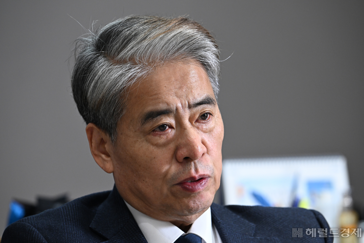 1세대 예술행정가인 박인건 국립극장장은 “가장 경계하는 것은 실패가 두려워 도전하지 않는 것”이라고 말했다. 임세준 기자