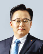 박경일 대표이사