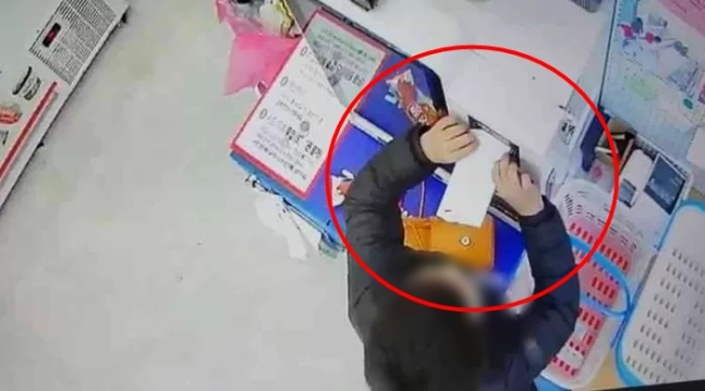 [자영업자 커뮤니티 '아프니까 사장이다' 갈무리]