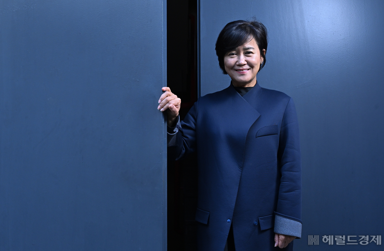 심재명 명필름 대표가 4일 서울 종로구 인사이트 필름 사무실에서 헤럴드경제와 인터뷰를 하고 있다. 임세준 기자