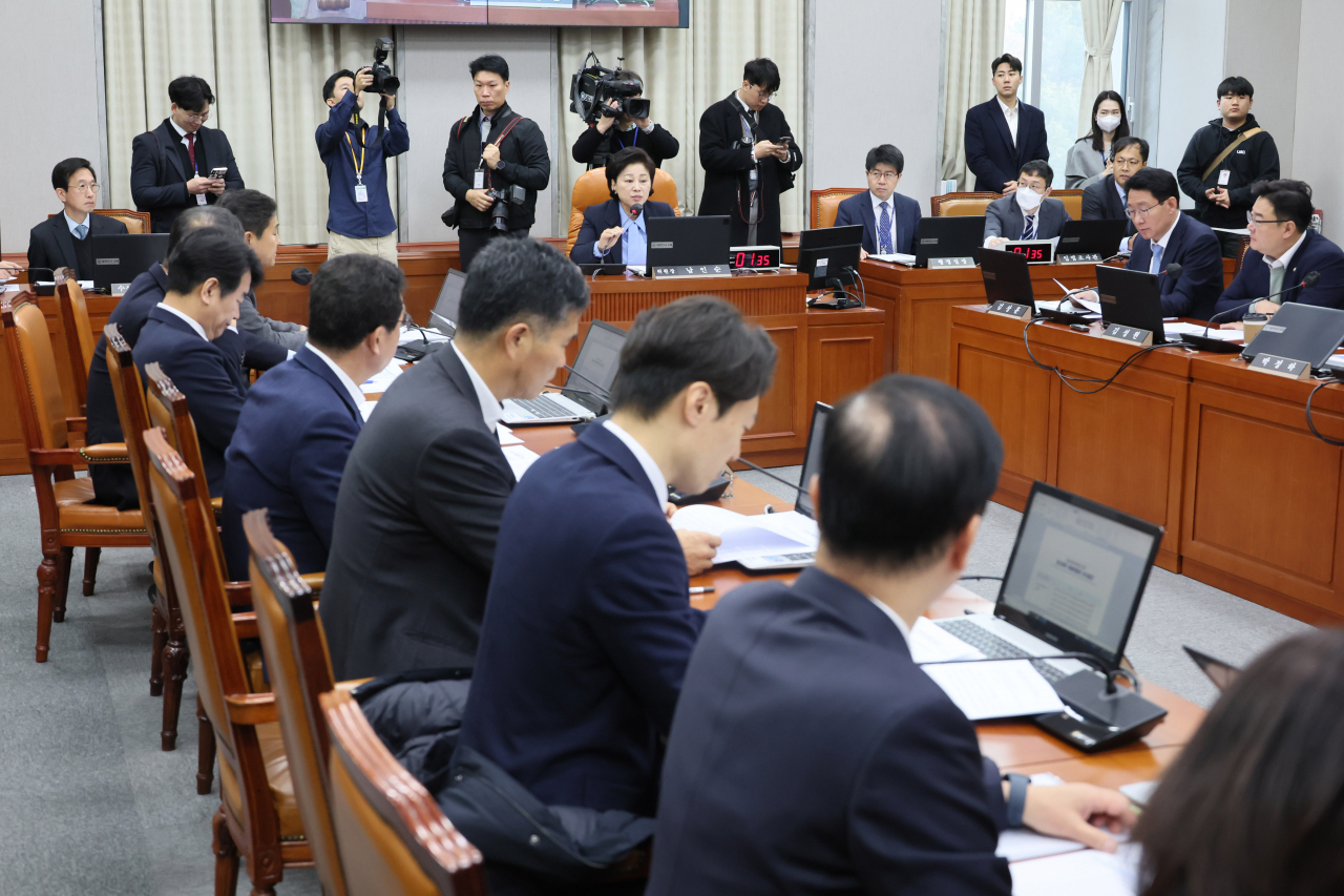 국회 정치개혁특별위원회 전체회의. [연합]