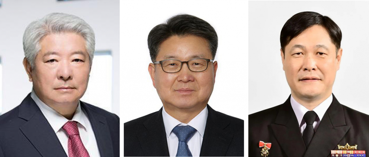 윤석열 대통령은 6일 방송통신위원장 후보자에 김홍일 권익위원장을 지명했다. 이와 함께 교육부 차관에는 오석환 대통령실 교육비서관, 국가보훈부 차관에 이희완 해군 대령을 각각 임명했다. [연합]