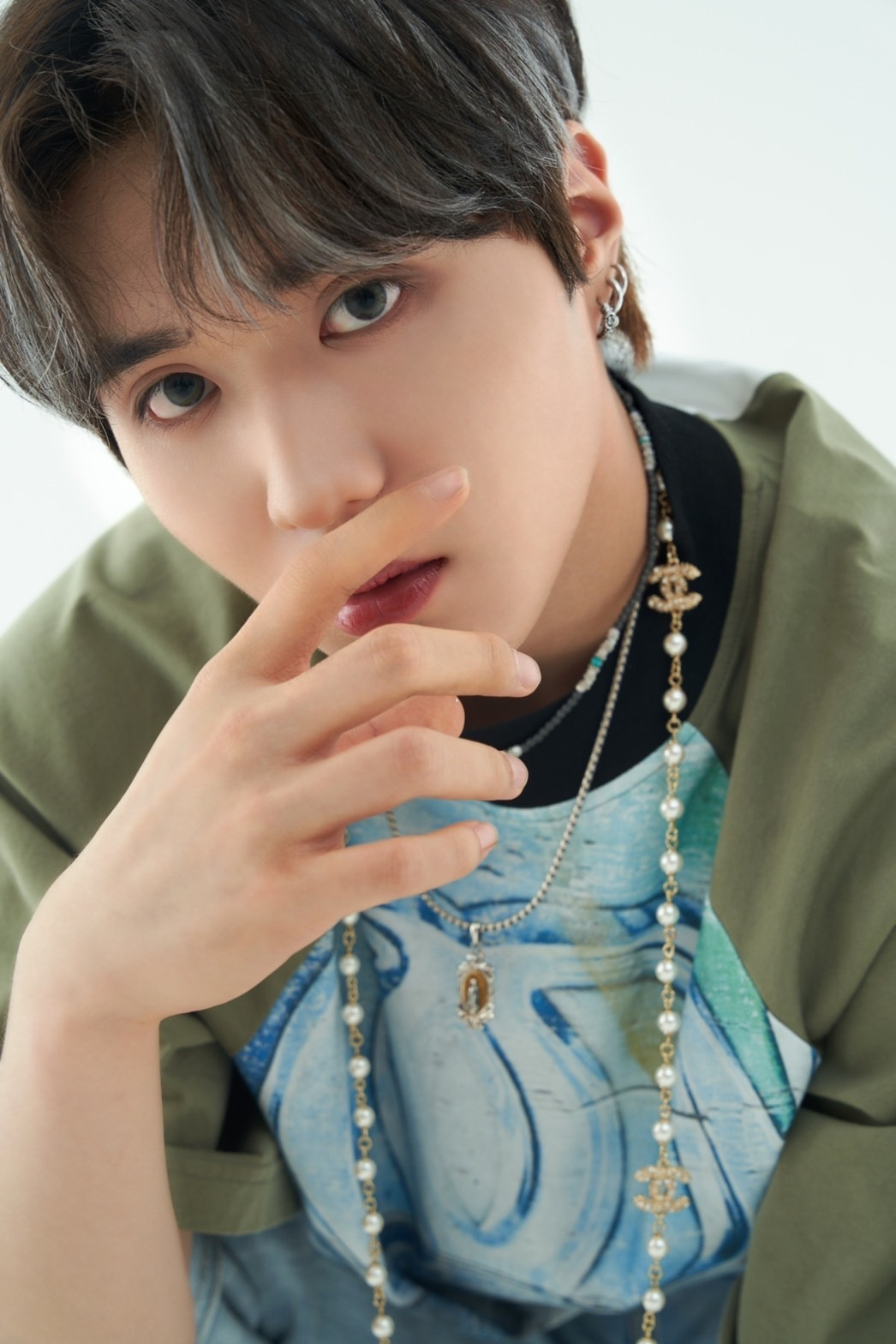 이스트샤인의 리더인 IEL.