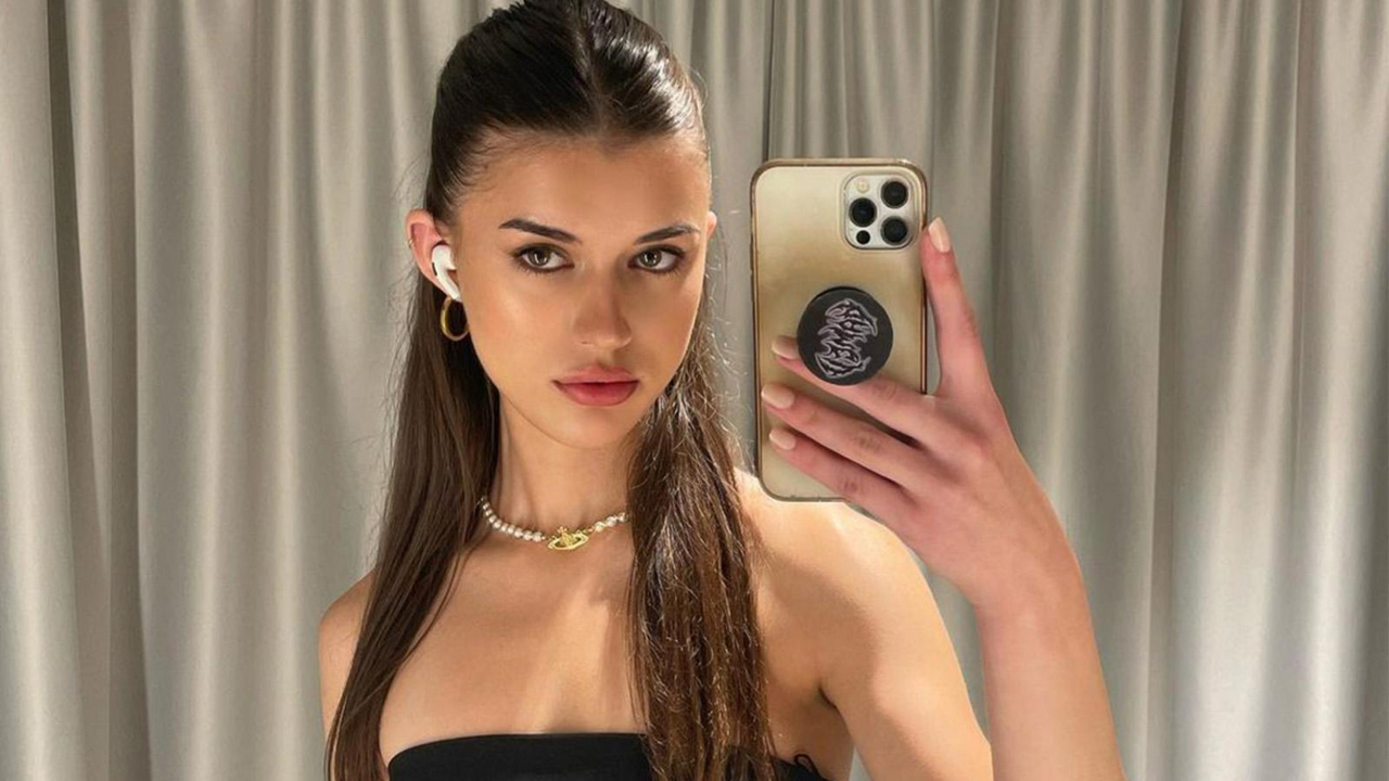 女 옷 좀 벗겨줘” 욕 먹는 AI앱 방문자 봤더니…月24000만 명 폭증 - 헤럴드경제