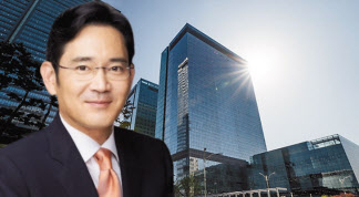 이재용 삼성전자 회장과 삼성전자 수원 본사