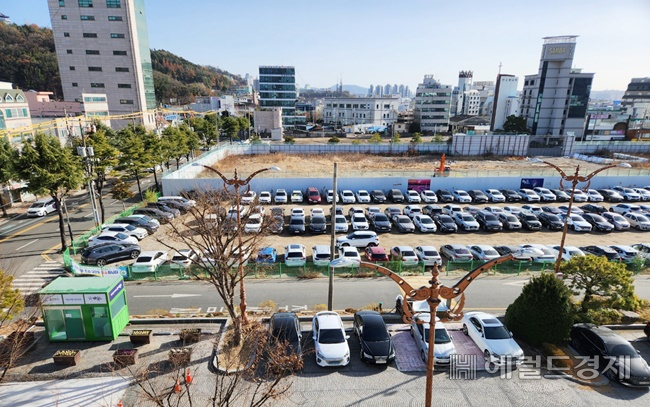 이달에 착공해 2025년 12월 준공 예정인 순천시 신청사 부지. /박대성 기자.