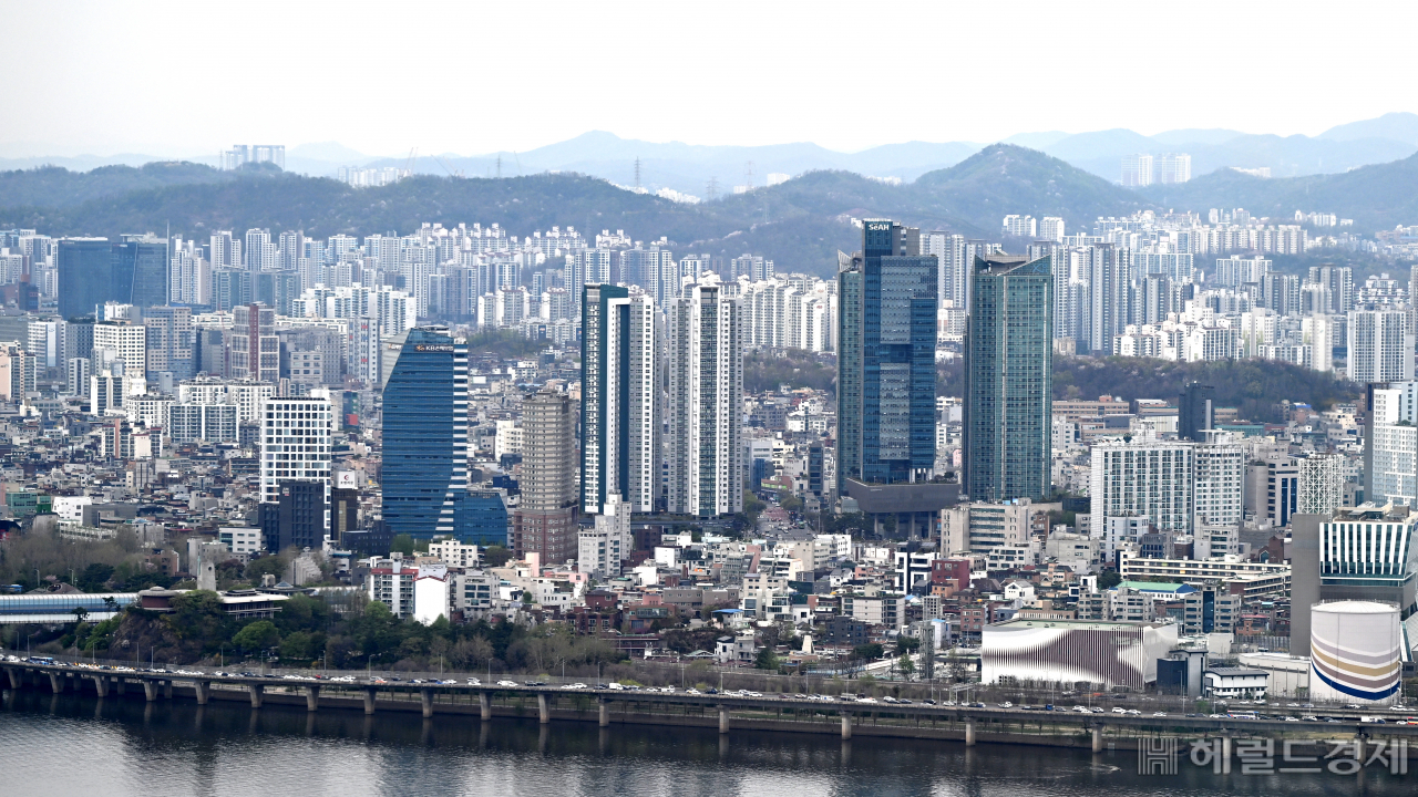 국내 주요 기업들이 ESG 경영 체계화를 위해 노력하고 있다는 조사결과가 나왔다. 사진은 서울 시내 모습. 임세준 기자
