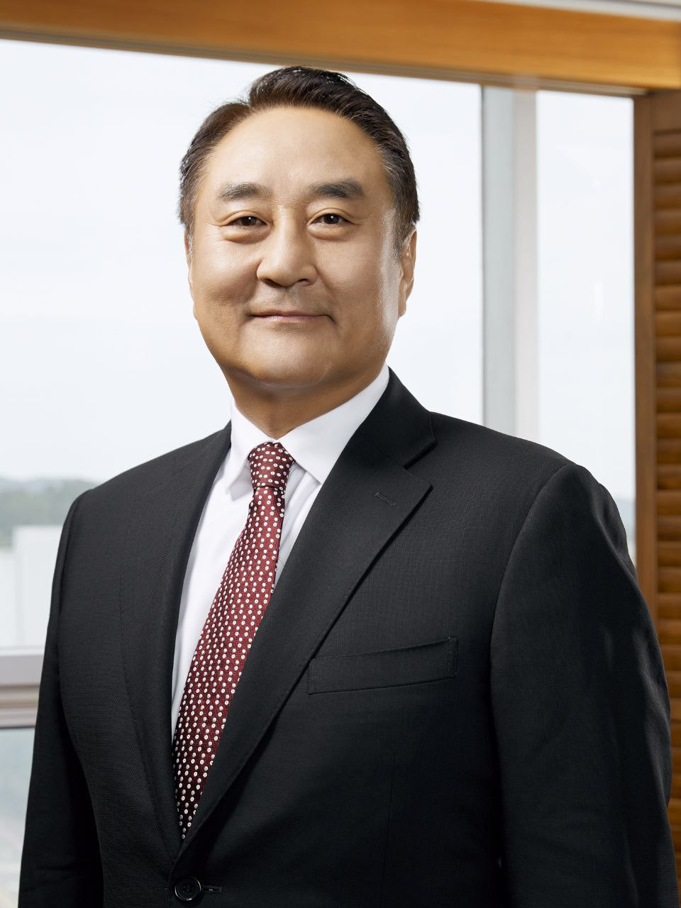 금탑산업훈장을 받은 ㈜루트로닉 황해령 대표.