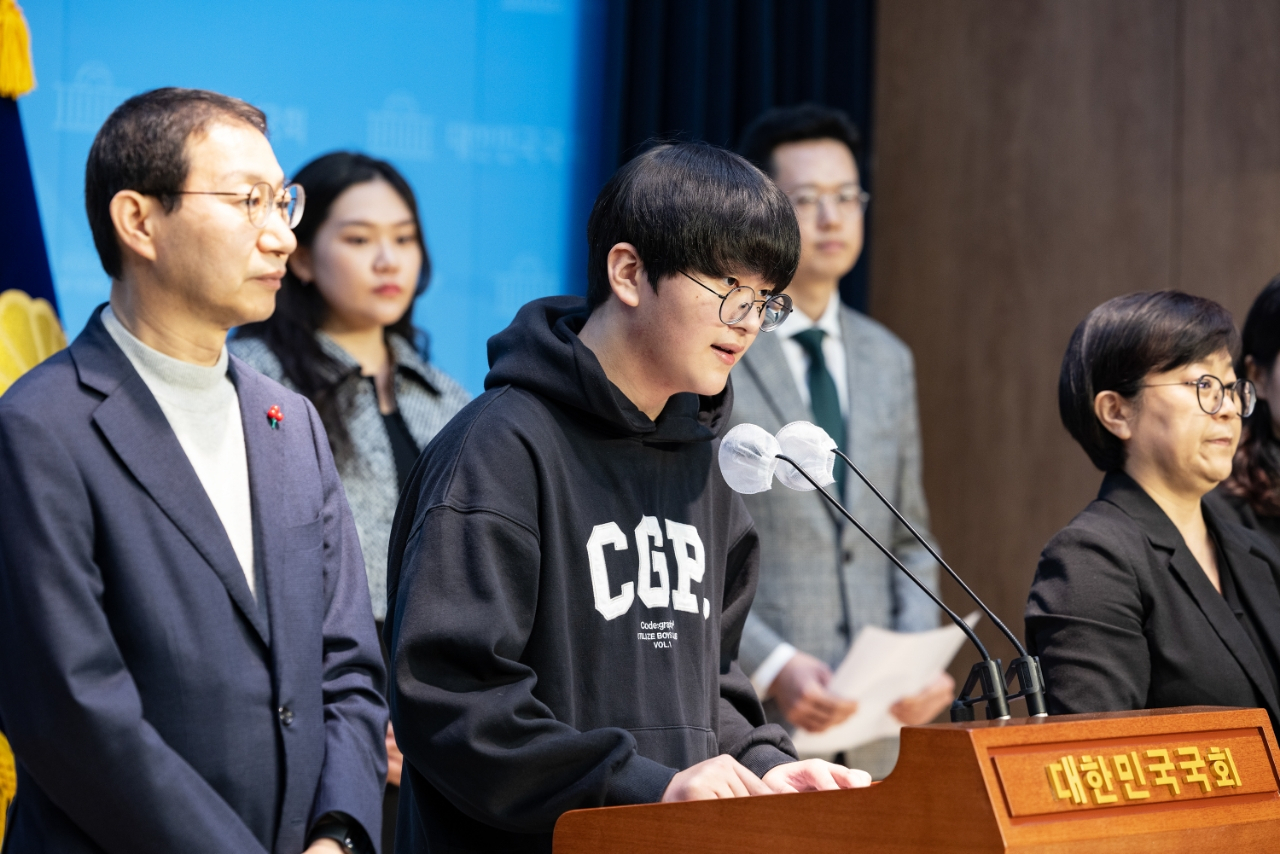 “그때 저는 초딩이었는데요?” 답답한 마음에 직접 나선 중3 학생…기후 공시가 뭐길래 [지구, 뭐래?]