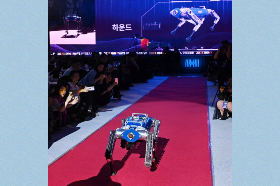 지난 6월 대전 카이스트(KAIST) 류근철스포츠컴플렉스에서 열린 국내 최대 규모의 ICT·과학 행사 '이노베이트 코리아 2023'에서 하운드의 시연 모습. [헤럴드경제 DB]