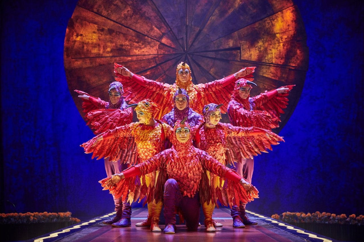 태양의서커스 ‘루치아(LUZIA)’에선 고귀한 동물들의 존재를 빼놓을 수 없다. [마스트인터내셔널 제공]