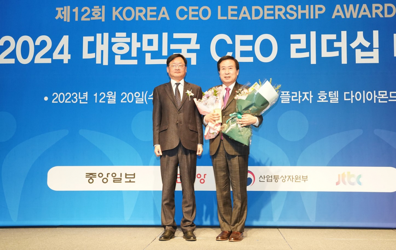 박홍률시장이 대한민국CEO 리더십&darr; 대상을 수상했다